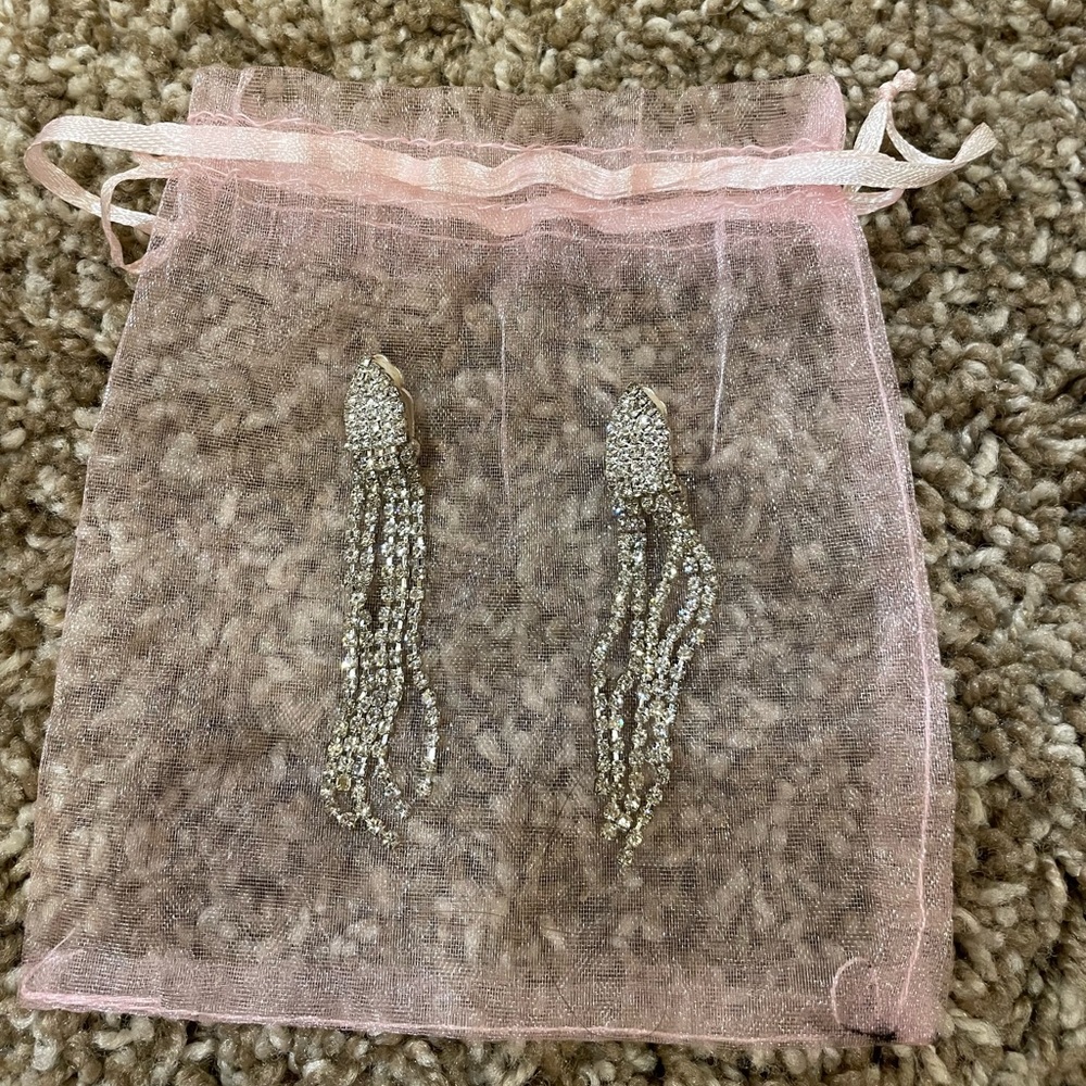 Competition jewelry